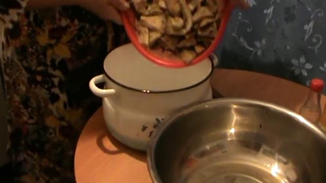 Маринованные грузди на зиму - простой рецепт.