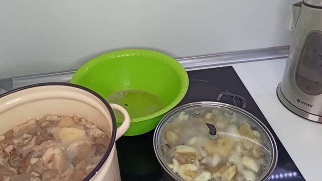 Сколько варить МАСЛЯТА? ЧИСТИМ И ВАРИМ МАСЛЯТА на зиму.