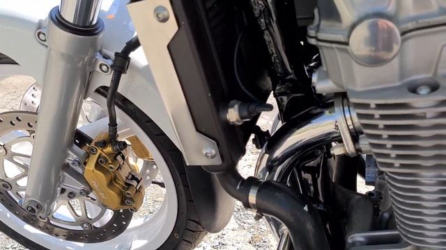 Самый идеальный Honda CB1300SF который я видел!