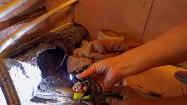 Ремонт треснувшей чугунной канализации