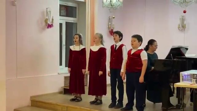 Е. Подгайц, слова Н. Шумилиной,, Под новый год"