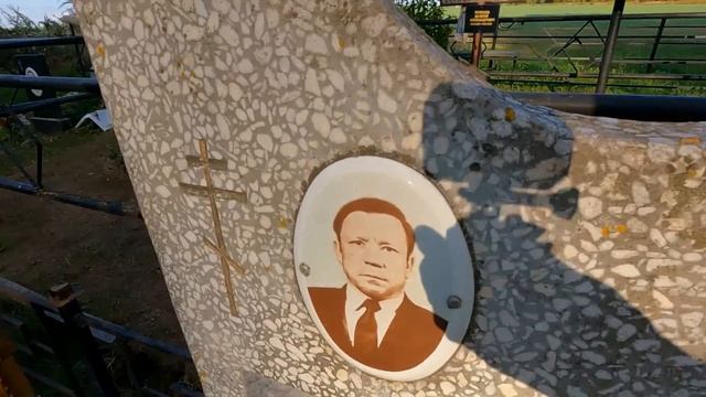 КЛАДБИЩЕ НИЩИХ/НАШЛИ МОГИЛУ САМОГО ИЗВЕСТНОГО СУМАСШЕДШЕГО НА КЛАДБИЩЕ БЕДНЯКОВ/ДЕРЕВЕНСКОЕ КЛАДБИЩ