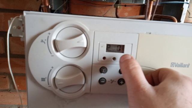 Как развоздушить котел Vaillant