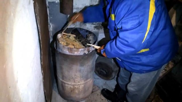 Буржуйка, печь вертикального (длительного) горения, прототип "бубафоня" - своими руками