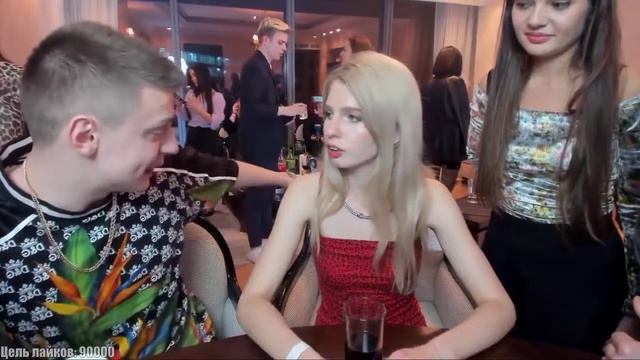MELLSTROY СТРИМ//УДАРИЛ ДЕВУШКУ ОБ СТОЛ//ПРОВОКАЦИЯ//