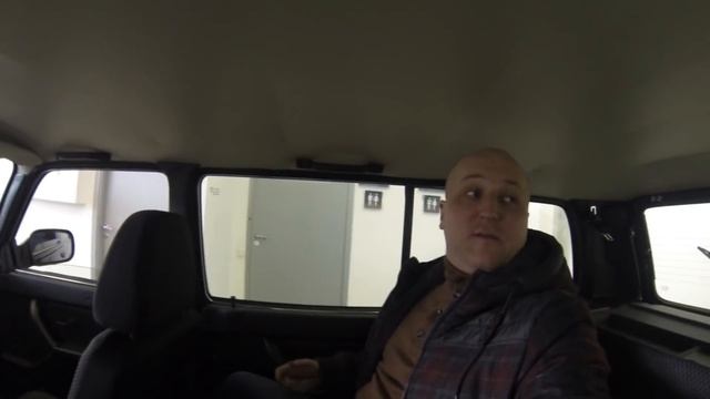 Нива 5 дверная - обзор в автосалоне