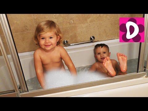 ✿ Турция День #5 Выбираем Игрушки Кушаем Тортики Едем на Диско Купаемся в Ванной