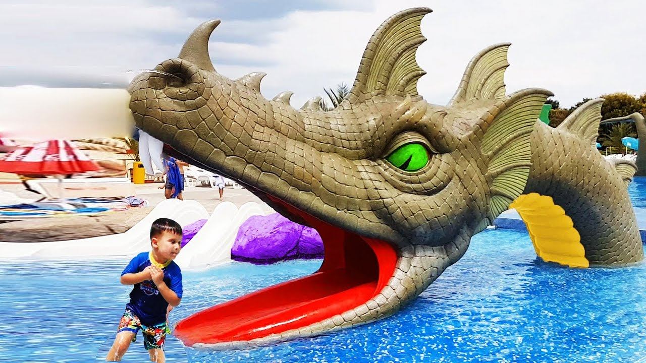 Crazy АКВАПАРК Видео для детей WATER PARK KIDS FUN Outdoor Playground for kids Family Amusement Park