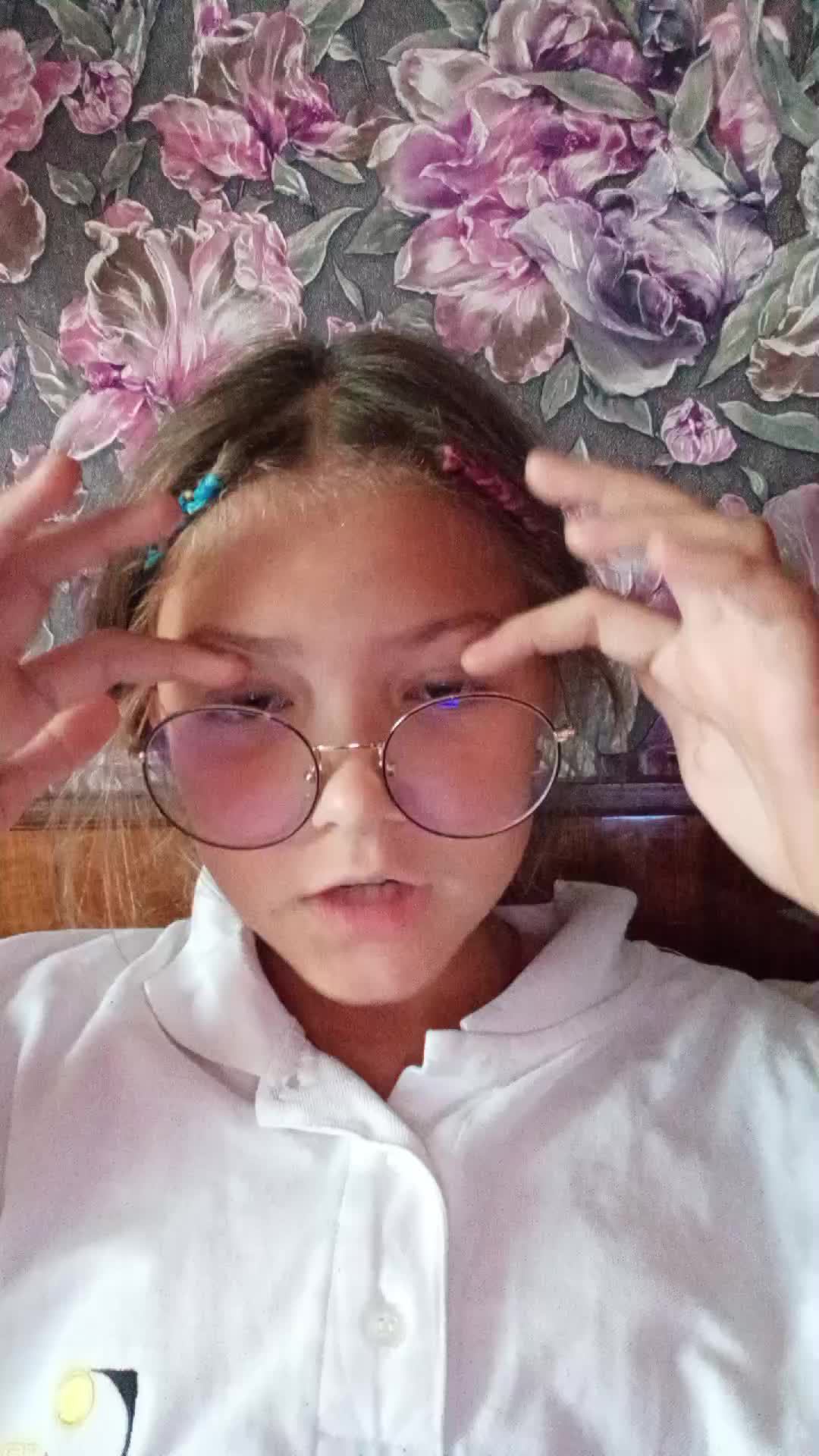 😔😨