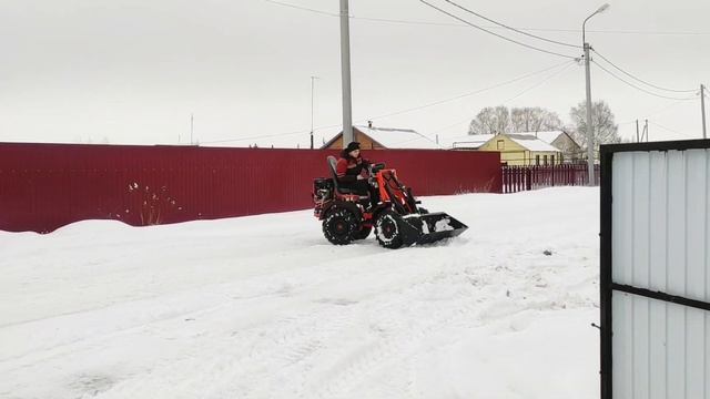 На что способен Погрузчик!? Уборка снега! Самодельный Мини Погрузчик.
