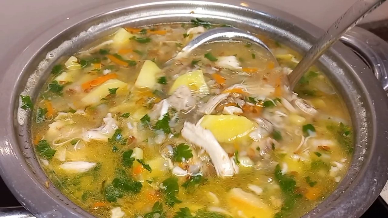 ВКУСНЫЙ КУРИНЫЙ СУП простой и быстрый рецепт Такой СУП съедается за раз и добавки просят