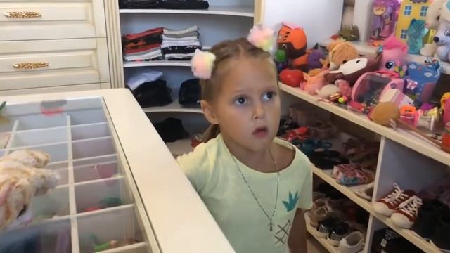 Амелька Карамелька пришла в гости звёздочка побудет Аней амелька