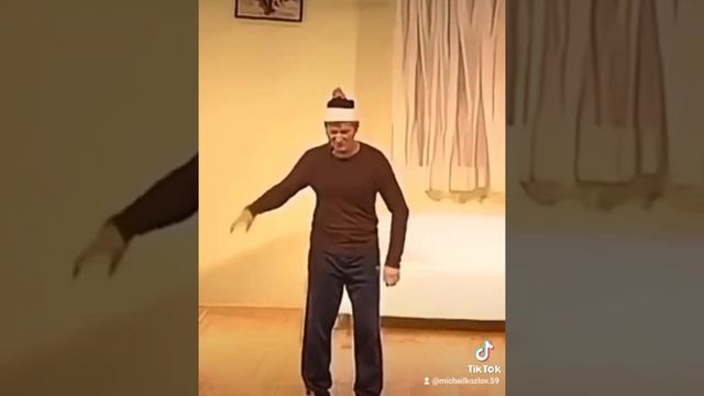 Как раньше танцевали.