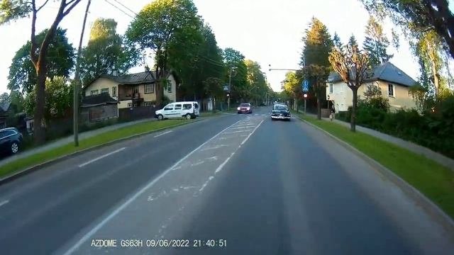 Таллинн.  Авто -- Мото 4