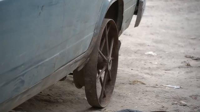 Ставим железные колеса от колесницы на реактивный жигуль!