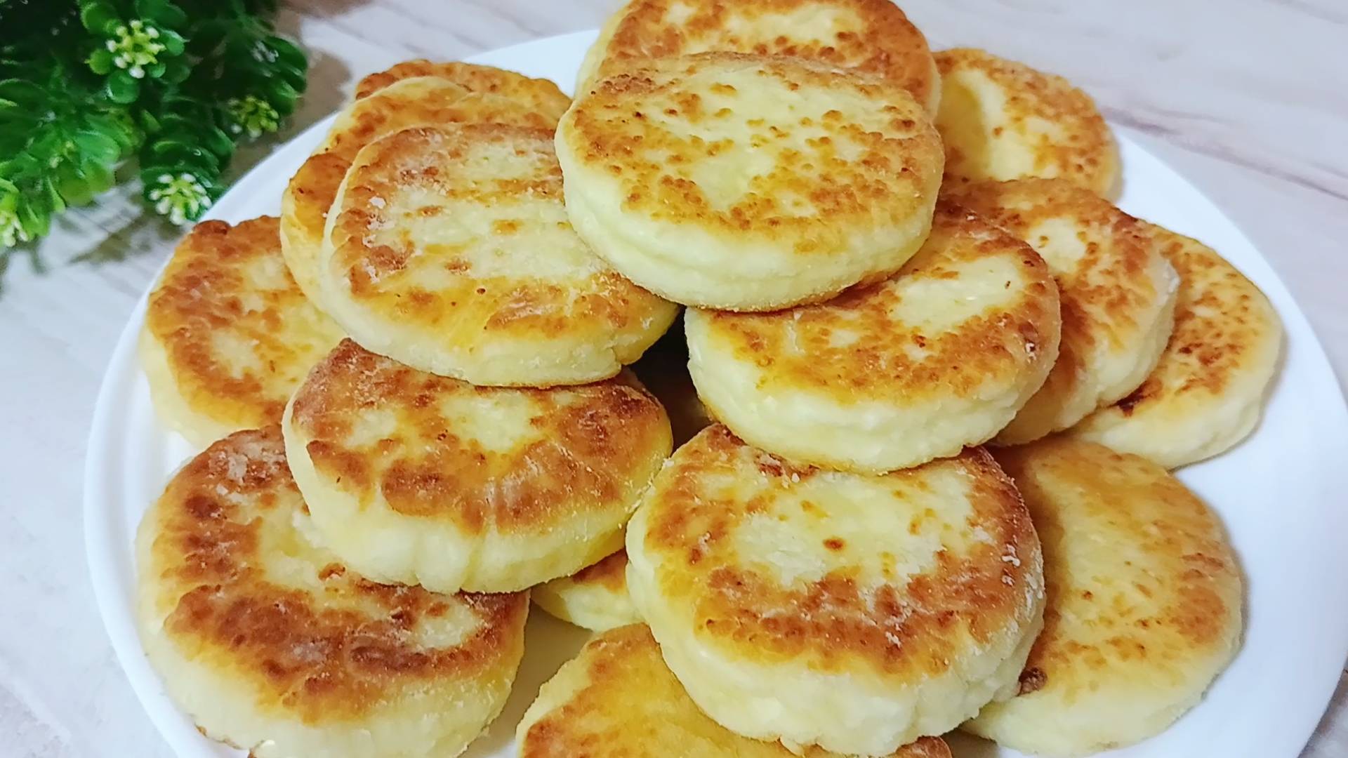 Вкуснейший Быстрый ЗАВТРАК из Творога. Из минимума продуктов Самые Лучшие СЫРНИКИ. Простой рецепт.