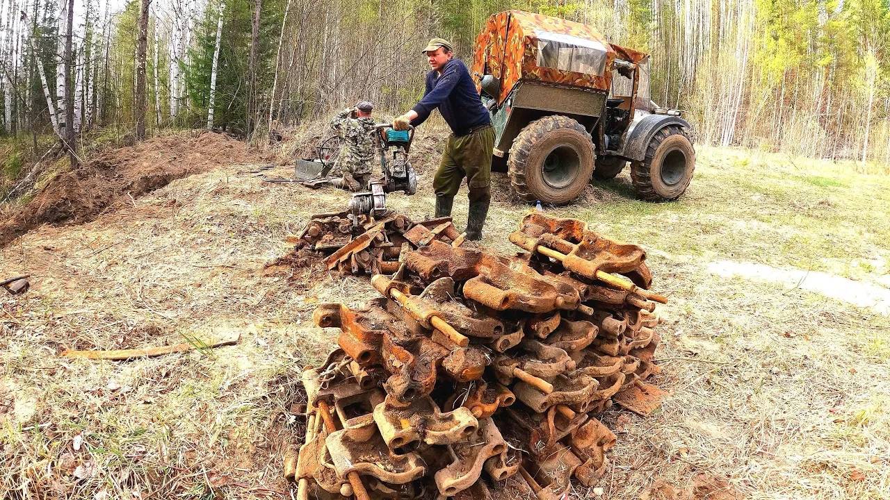 ТРАКТОРНЫЕ ГУСЕННИЦЫ ПОВСЮДУ. НАШЛИ ВАХТУ ЛЕСОЗАГОТОВИТЕЛЕЙ СССР.