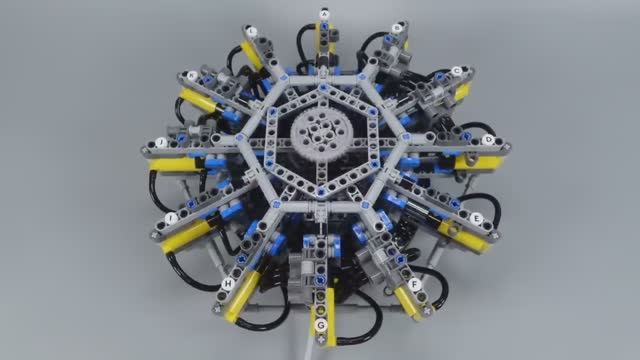 Запуск двигателей Lego с воздушным приводом | Running Lego Engines with Air