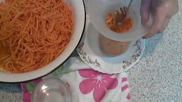 Морковь по корейски на зиму в банках.
