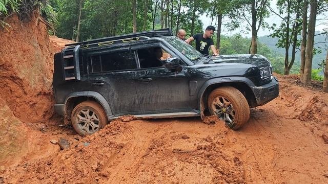 ПРОВЕРКА НА ПРОЧНОСТЬ Jetour T2