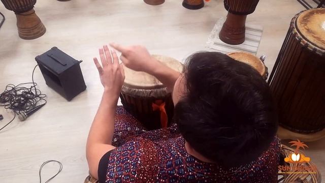 Как играть Регги на джембе. How to play Reggae Dub Rhythm on djembe drum.