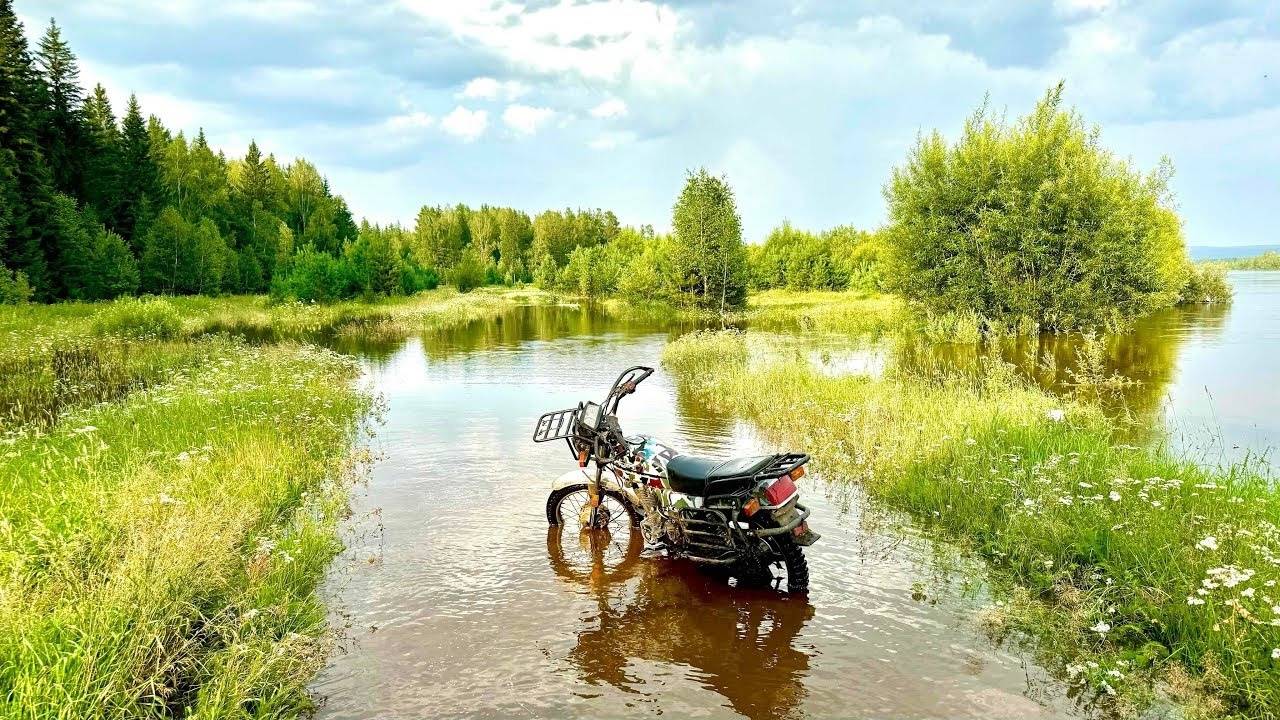 ЛЕТНИЙ ПОТОП. ВОДА ПРЁТ.ЗАТОПИЛО ВСЕ ПОКОСЫ.ИСПЫТАНИЯ ПРЕСС-ПОДБОРЩИКА SIPMA 224