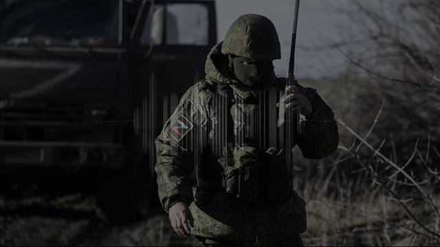 В клубах музыка гремит
