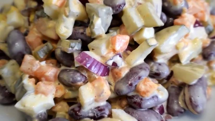 Обалденно вкусный и полезный салат из фасоли. Едим салат и оздоравливаемся!