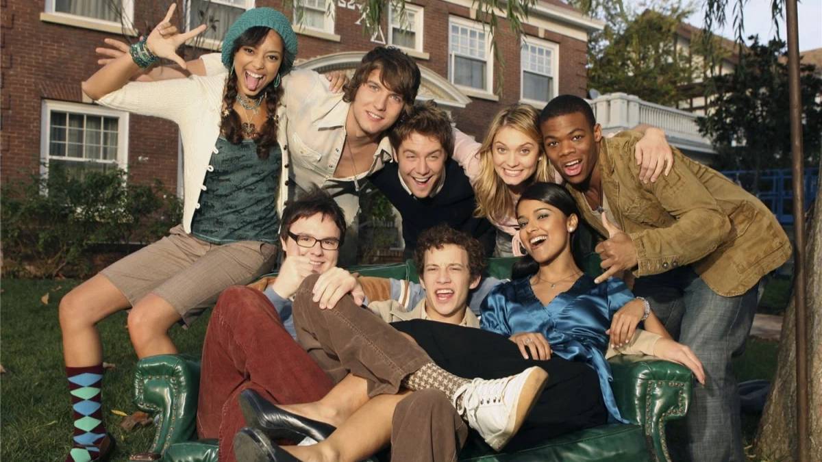 Сериал Университет - 2 сезон 22 серия / Greek