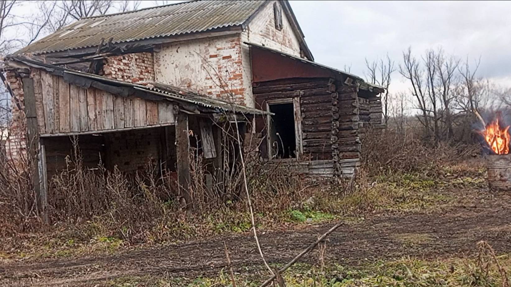 Восстановление старого заброшенного дома.