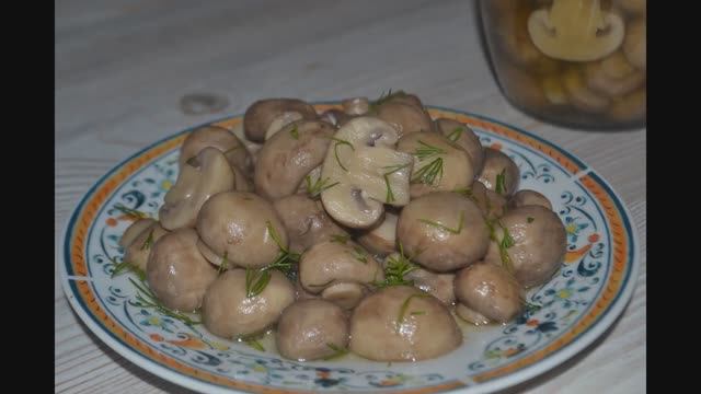 Маринованные шампиньоны быстро за 5 минут. Гости будут просить рецепт!