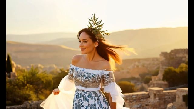 Greek Music  Dancing through the Night