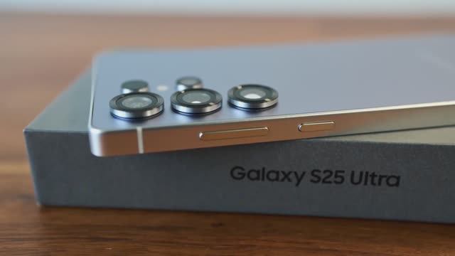 Samsung Galaxy S25 Ultra Titanium Silverblue🔥 | Распаковка и первые впечатления!