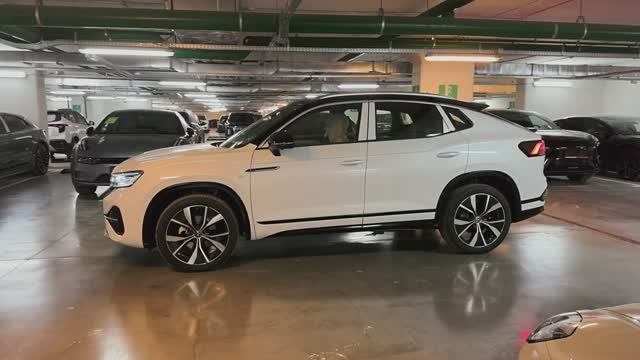 Volkswagen Tayron X 2025 - Интерьер и Экстерьер
