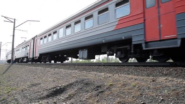 Электропоезд ЭД9М-0039. 10 вагонов???