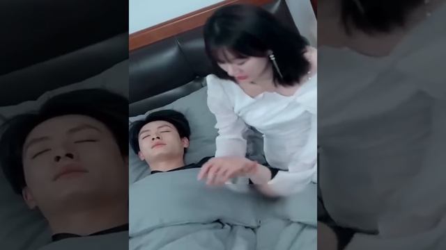После ночи страсти девушка курьер родила 5 детей гение