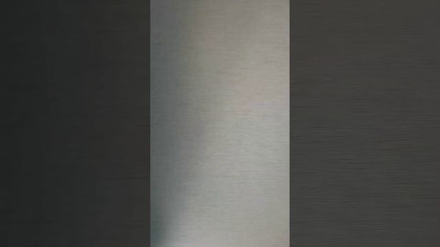 Какие обои клеить на неровные стены.