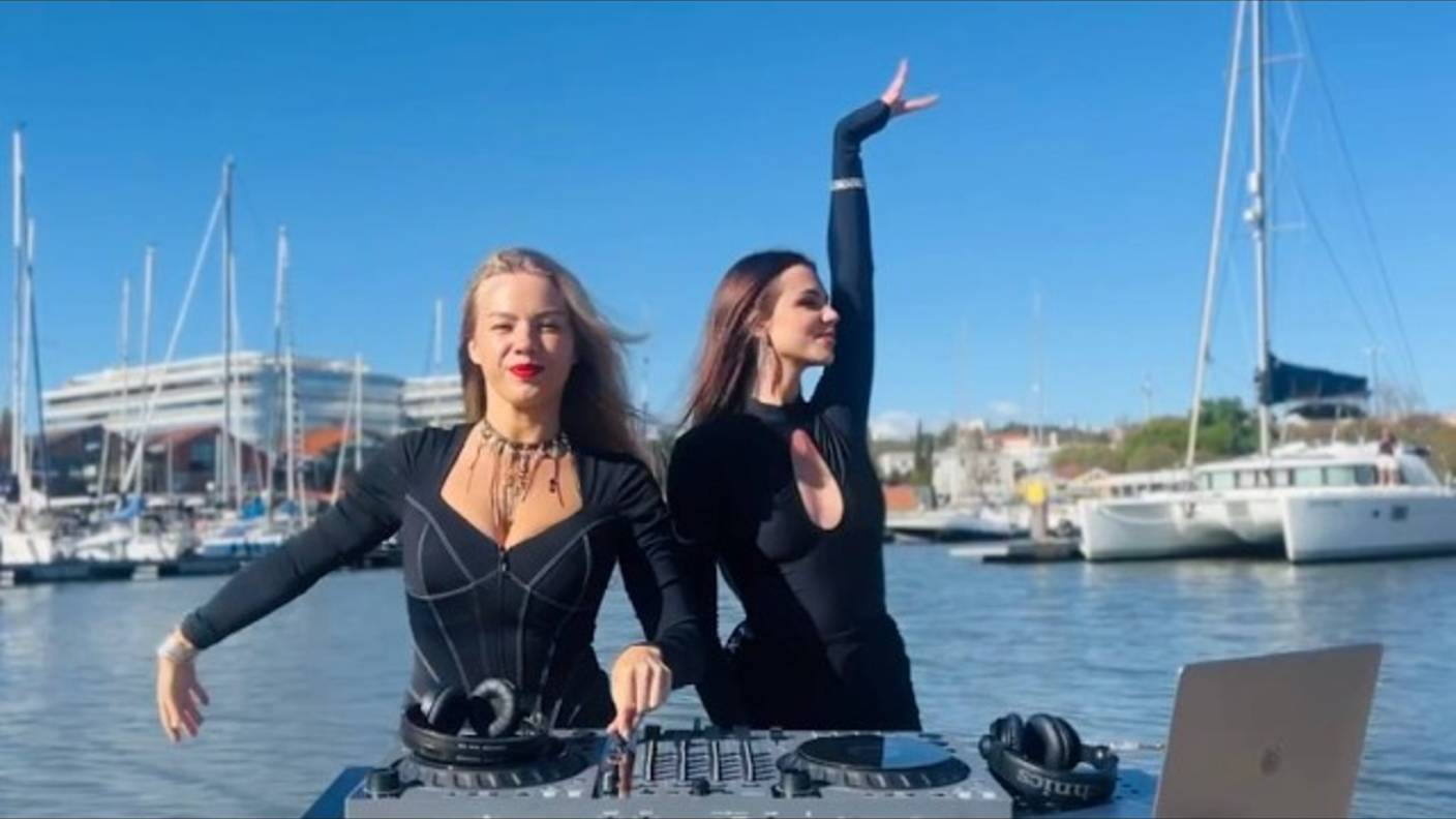 DASHA UNGY | Melodic techno dj set with the yacht view, feat. Ddariahot @Alcantara, Lisbon