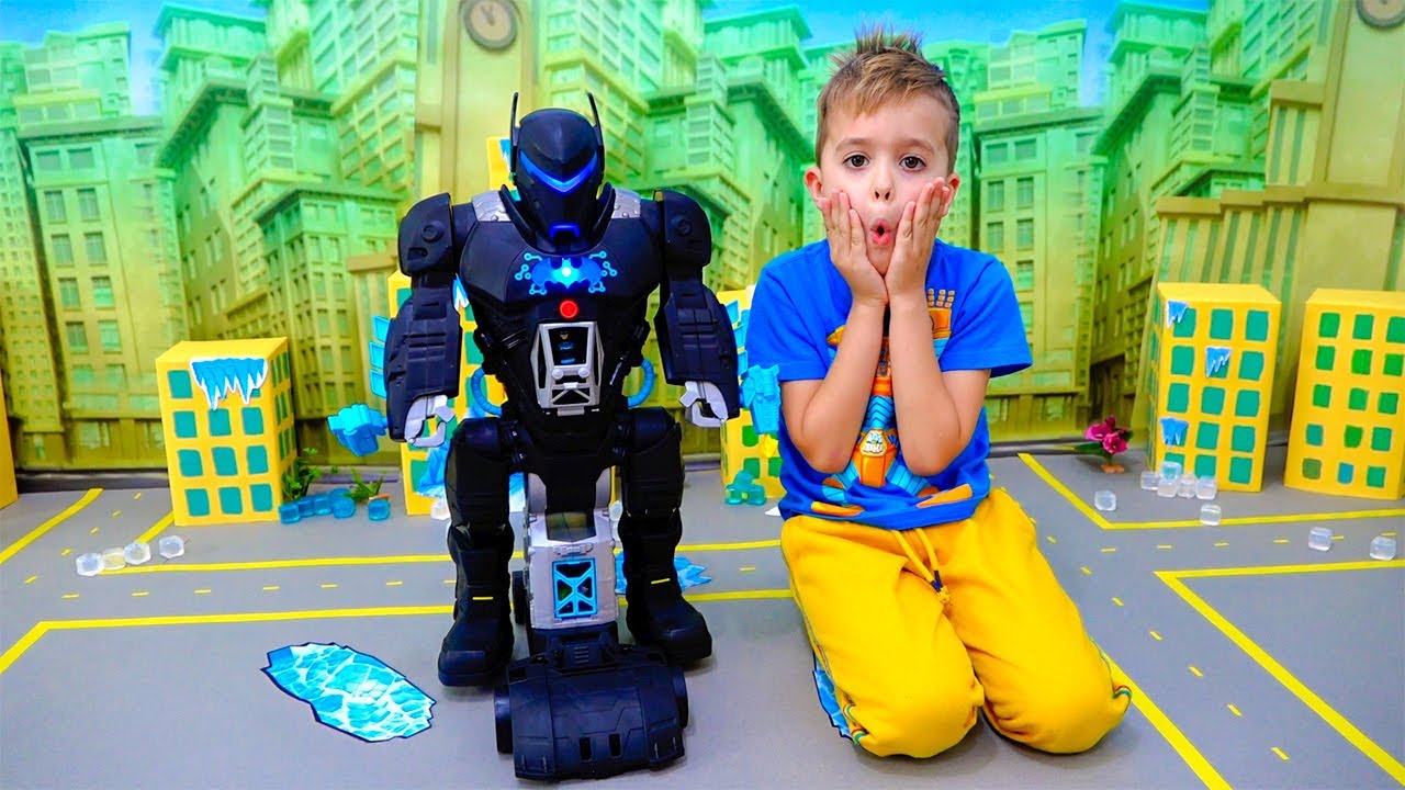 Влад и Ники играют с необычной игрушкой и спасают игрушечный город! Видео для детей.