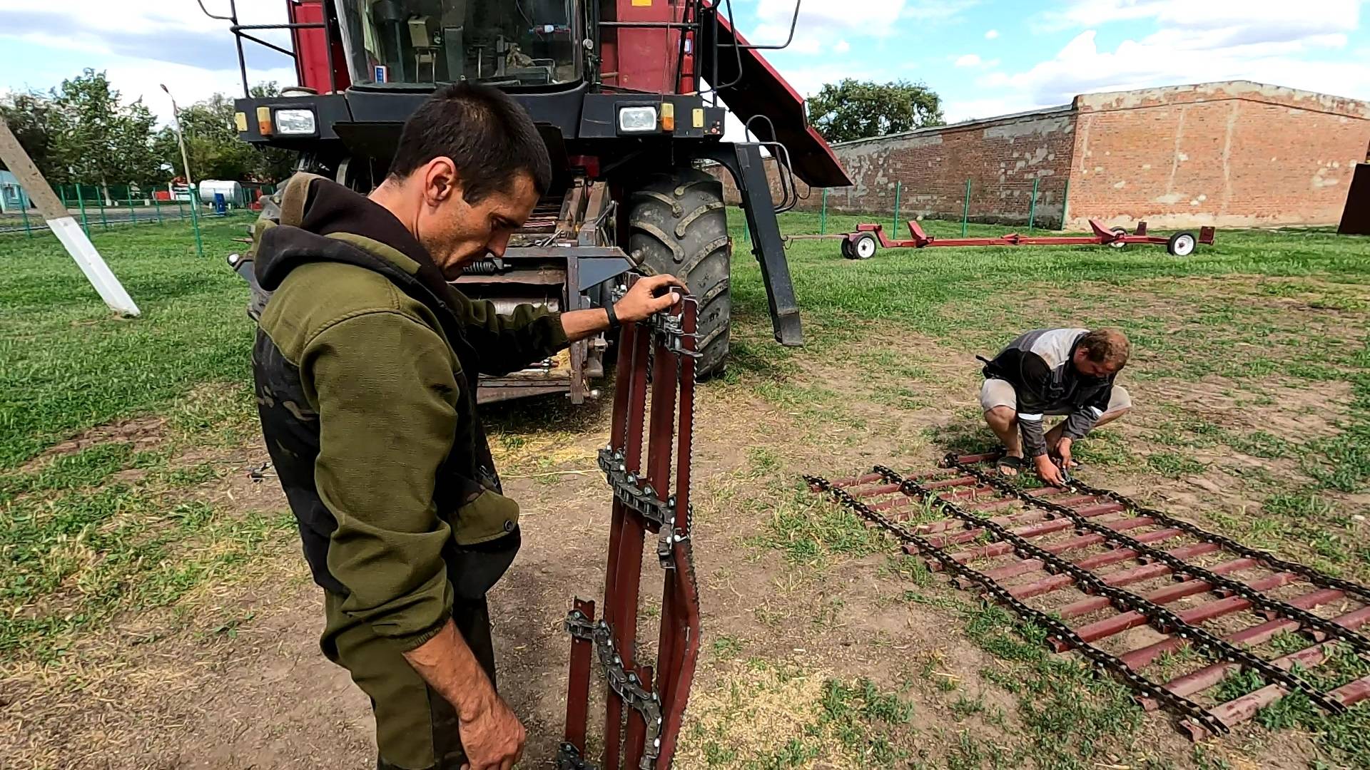 Уборки урожая без поломок не бывает, но сегодня перебор!