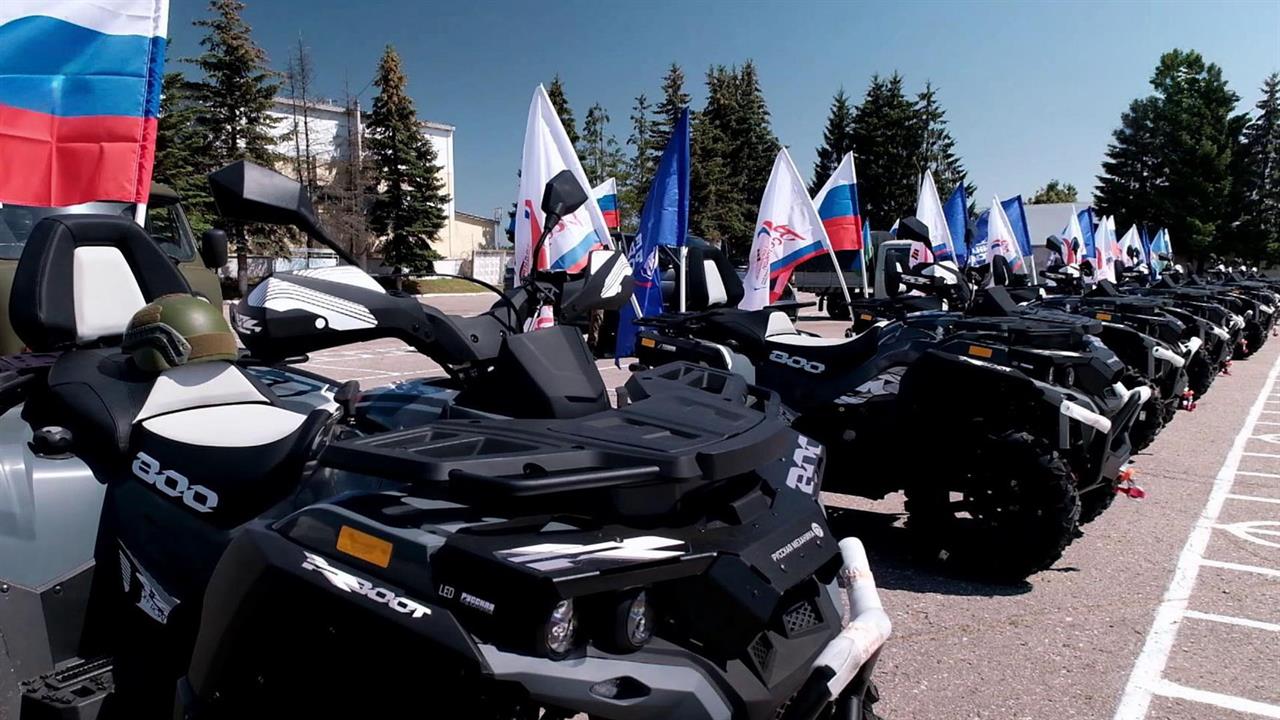 На передовую из Костромы передали крупную партию техники и оборудования