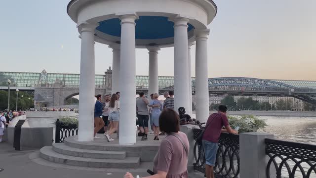 🌳 Москва 2025: прогулка по Парку Горького и центральным улицам 🚶 Лето, отдых, живой город