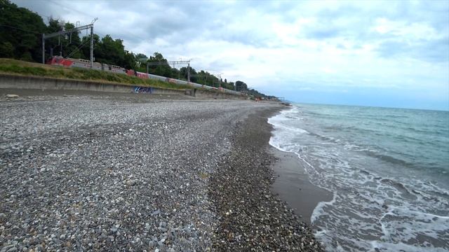 Якорная Щель (Сочи), пляж в сторону Адлера 2025