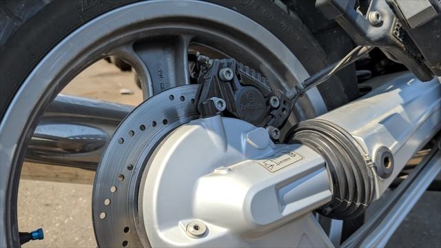 BMW R1100RS - WB10411J4YZB95058