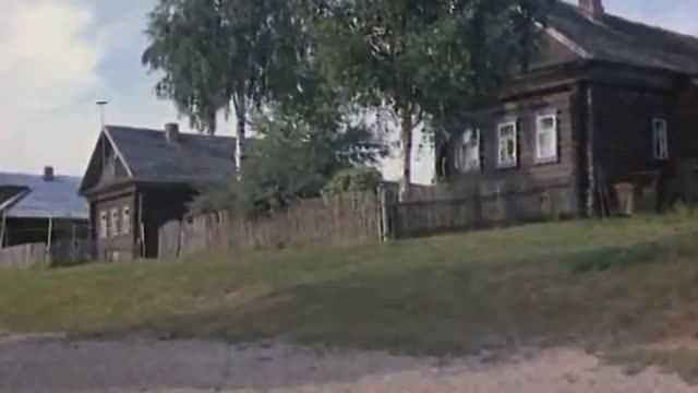 Эту красивую песню можно услышать только в этом фильме