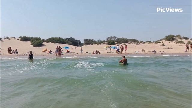 Анапа пляж Витязево сегодня 31 июля 2025. Море, погода в Анапе сейчас. Есть ли мазут на пляжах Анапы