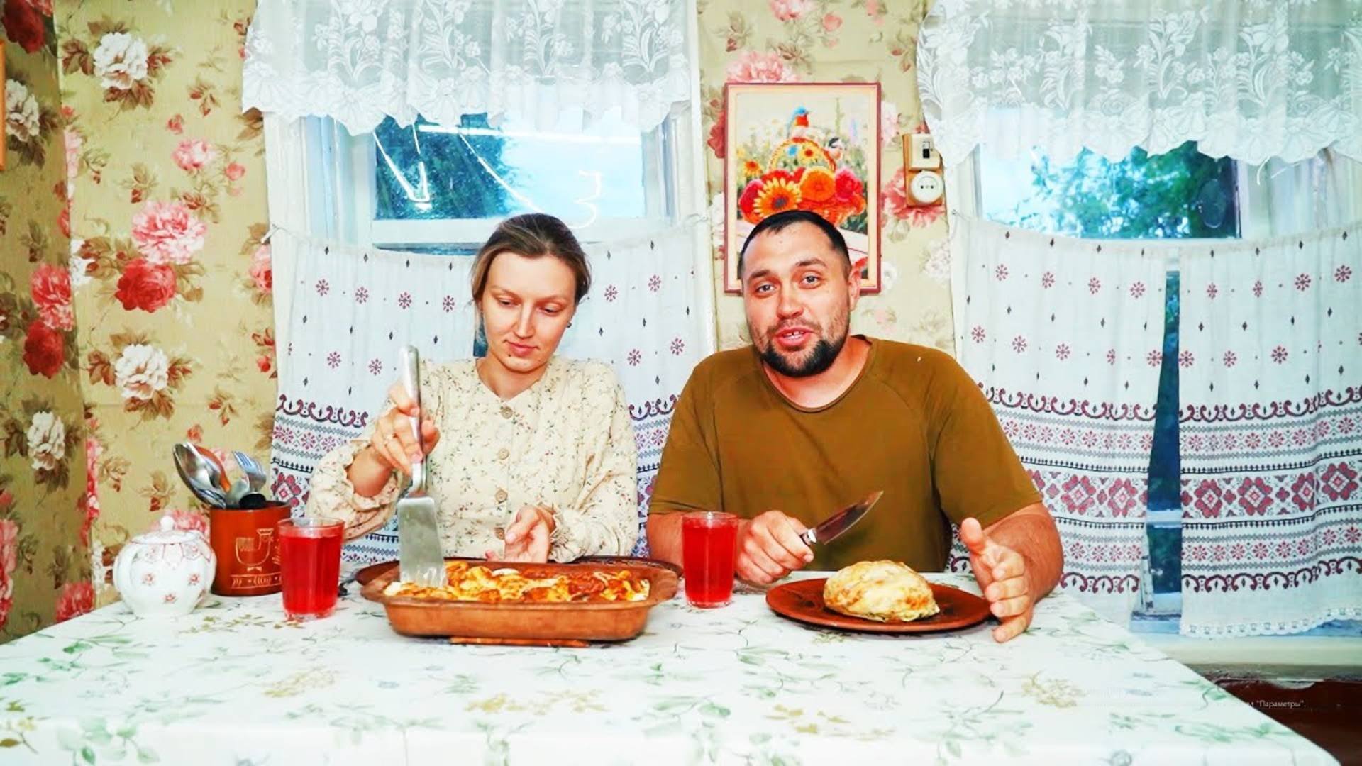 ГОТОВИМСЯ С ЛЕТА К СУРОВОЙ ЗИМЕ | ЖЕНА ДЕЛАЕТ ПРИПАСЫ ЕДЫ | ЗАБИВАЮ ДРОВЯНИК | ПЧЁЛЫ НАТАСКАЛИ МЁД