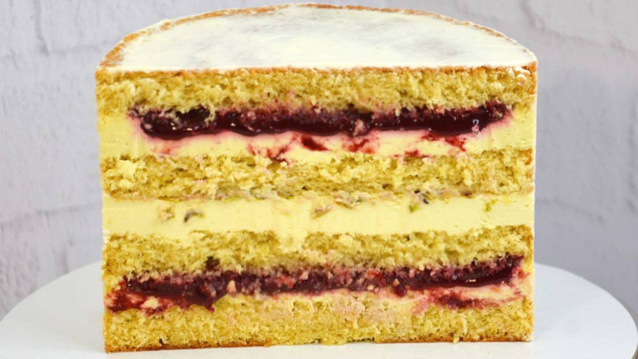 🎂 Торт "Фисташка-малина": лучший десерт августа! Такой текстуры Вы ещё не пробовали! 😍✨