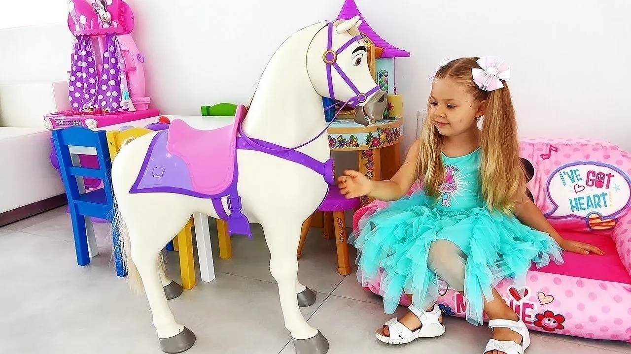 Диана и новая Кукла Рапунцель