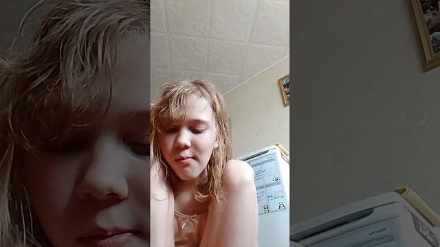 купила третью серию приколистов очень жёсткие конфеты не советую брать но пранковать друзей можно